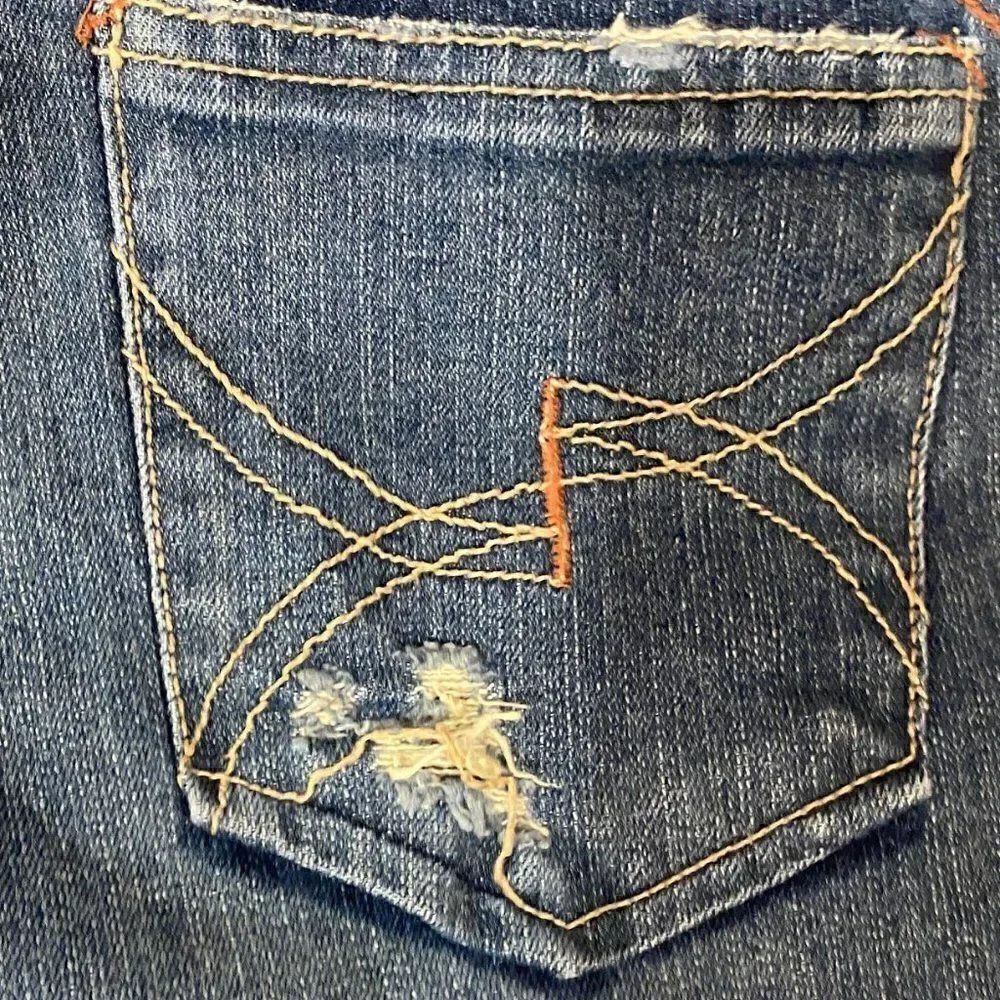 Button Fly Distressed Large Cuff Cropped Jeans - Picture 5 of 7